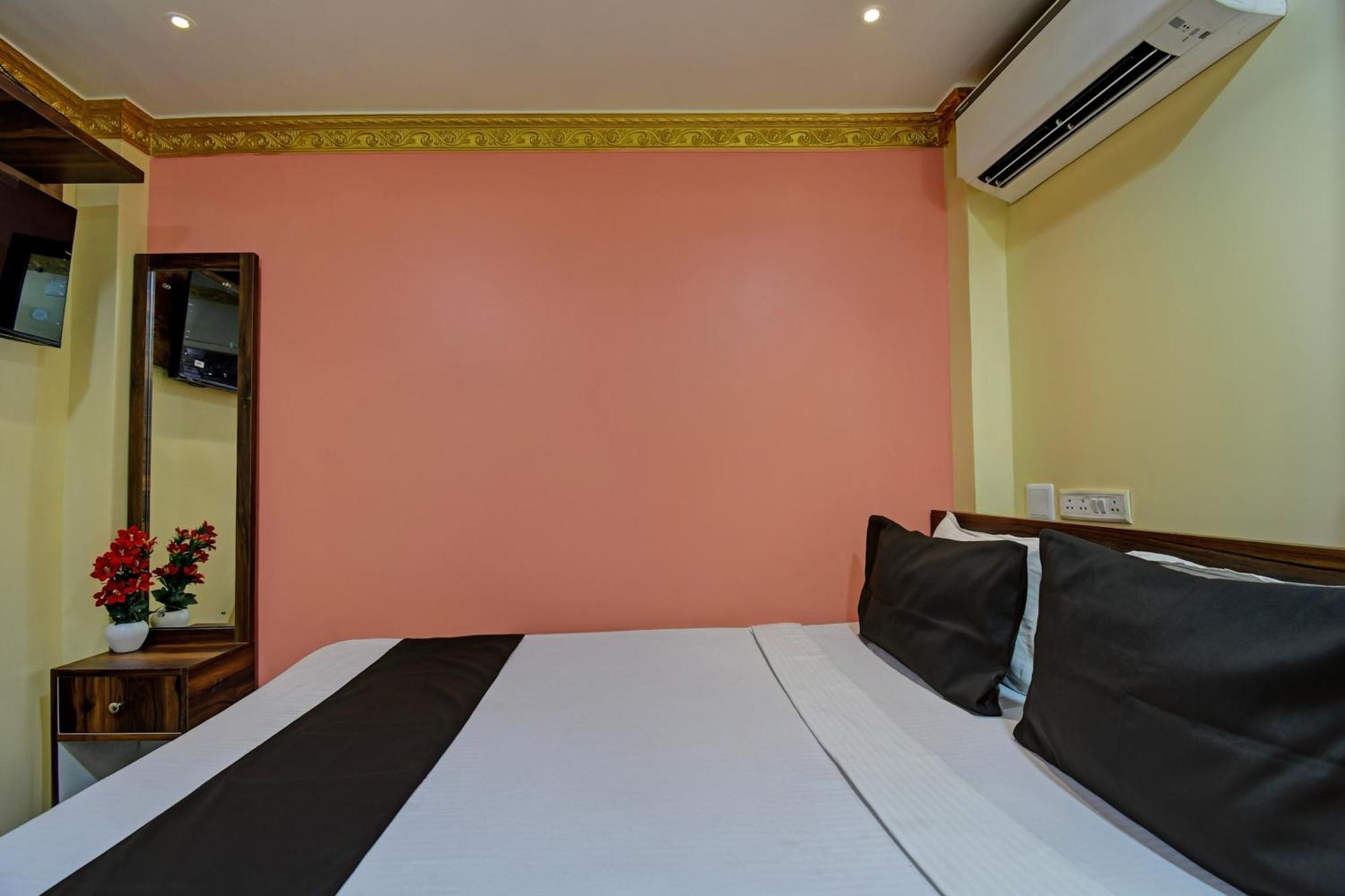 Hotel O Star View Kolkata Bagian luar foto